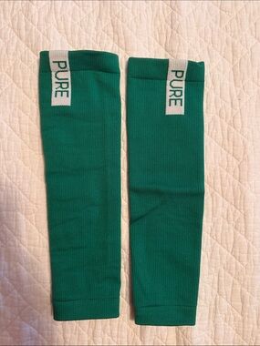 Pure Green Athletic Compression Calf Sleeves- never worn